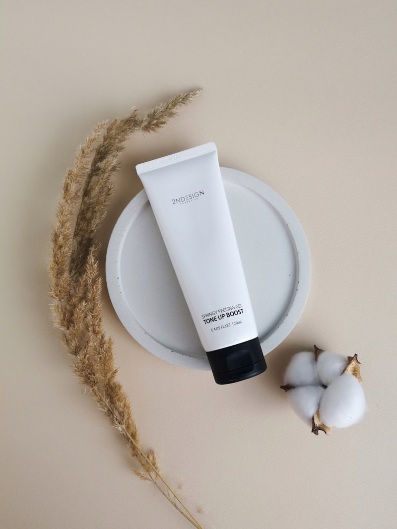 Chemical Peeling for Dark Skin: A Comprehensive Guide